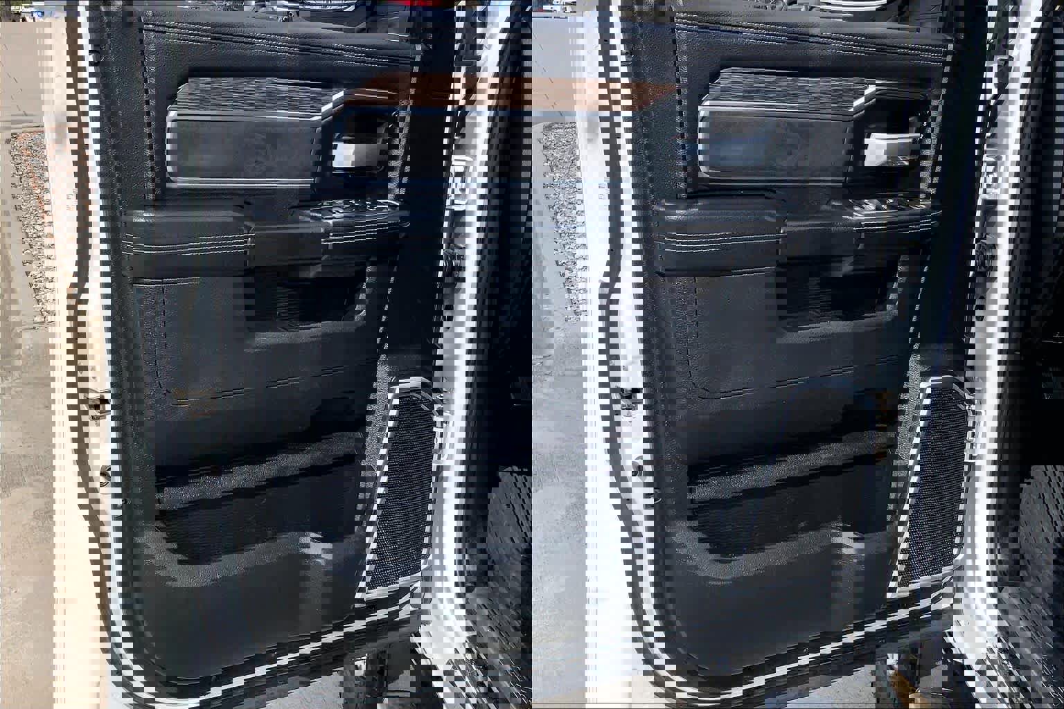 Used 2020 RAM 3500 Laramie image 22