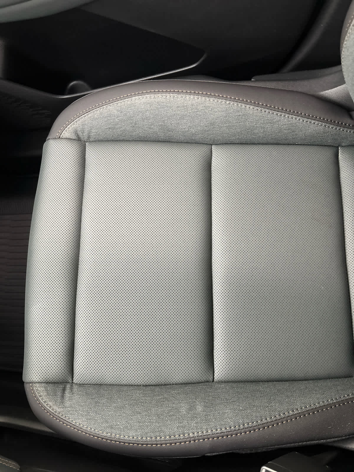 Used 2026 GMC Terrain AT4 image 44