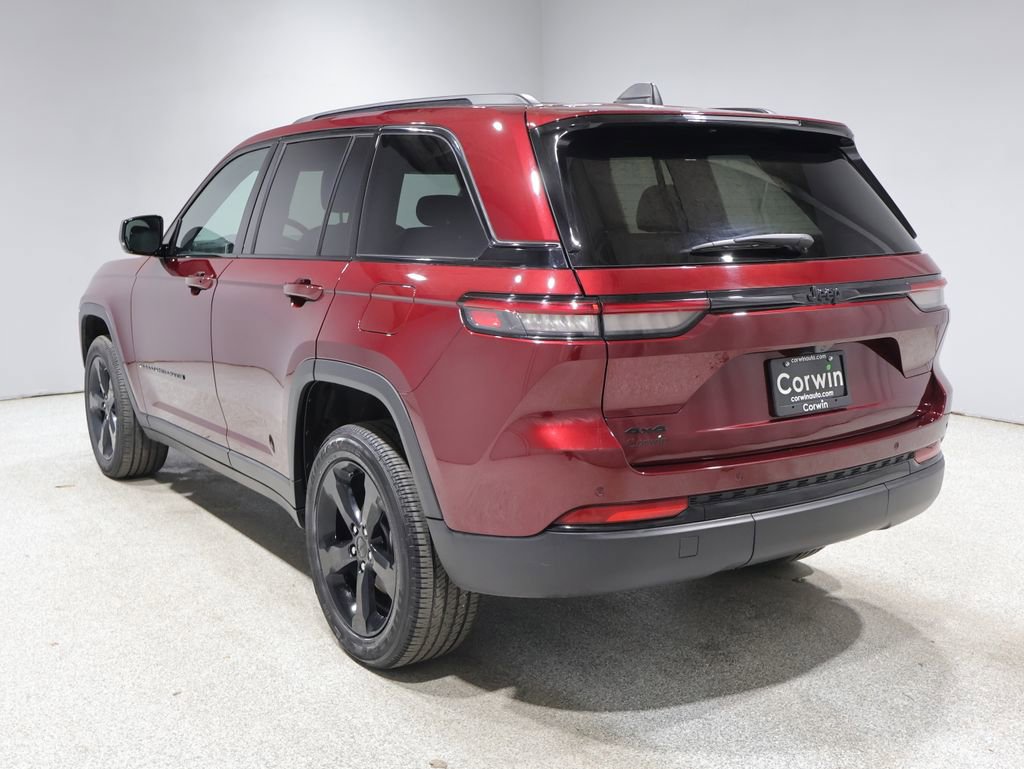 Certified 2023 Jeep Grand Cherokee Altitude AWD/4WD image 6