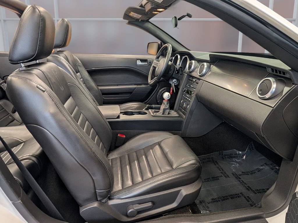 Used 2007 Ford Mustang Shelby GT500 image 9