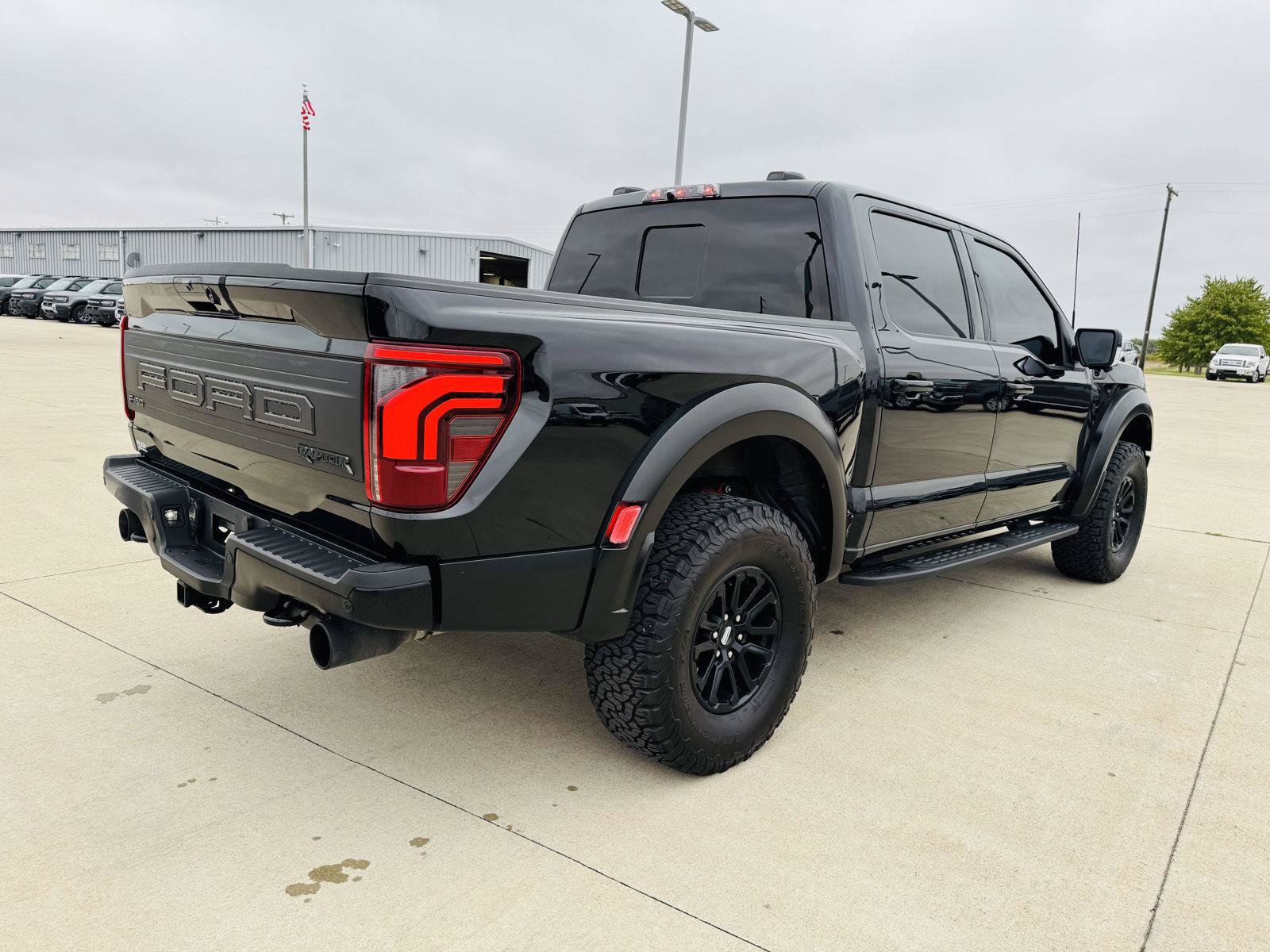 Used 2024 Ford F150 Raptor AWD/4WD image 47