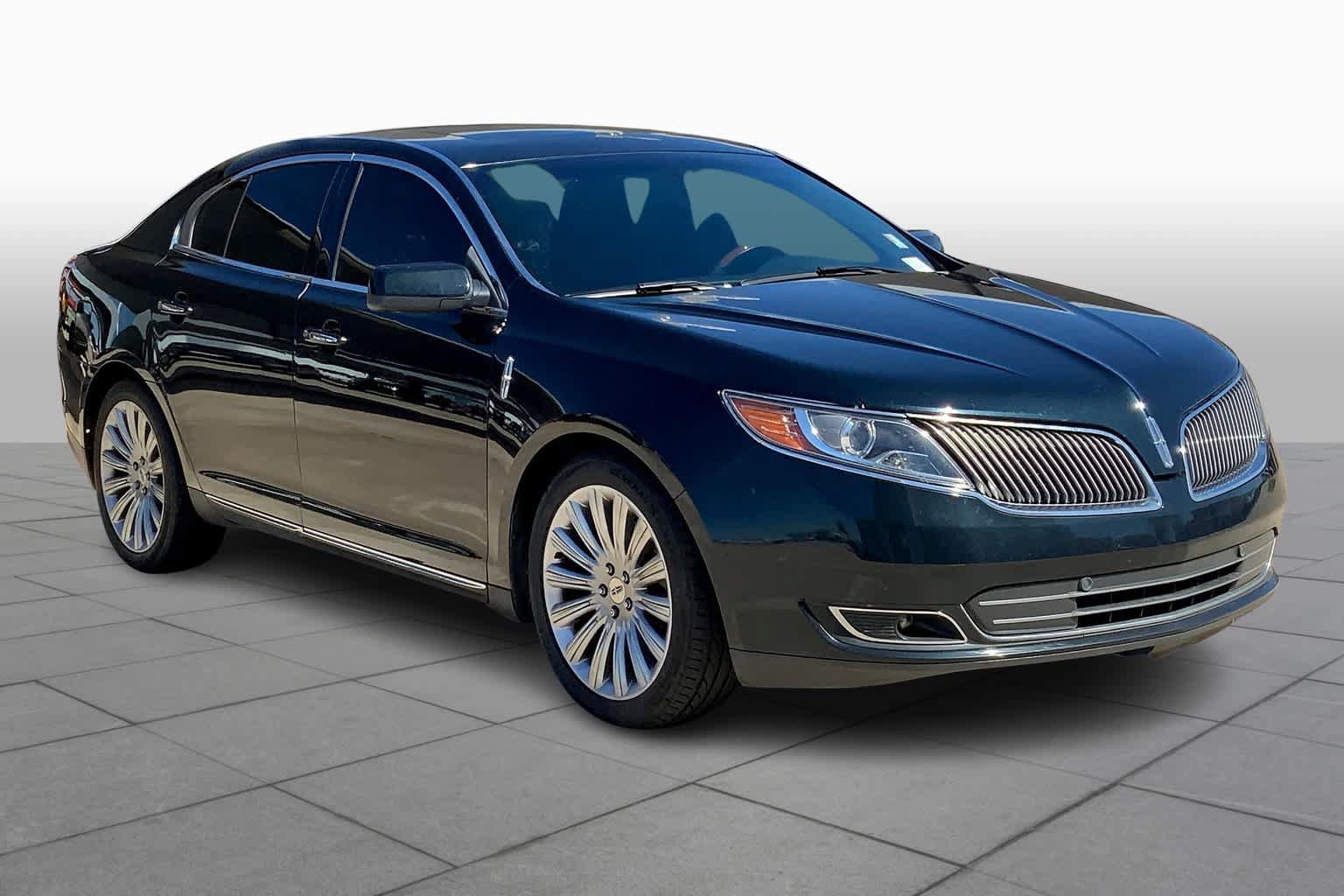 Used 2014 Lincoln MKS FWD image 2