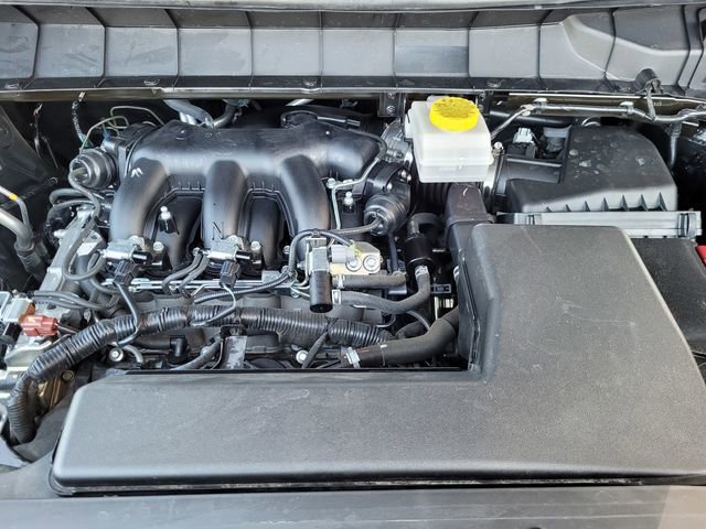 Used 2025 Nissan Pathfinder SL FWD image 20
