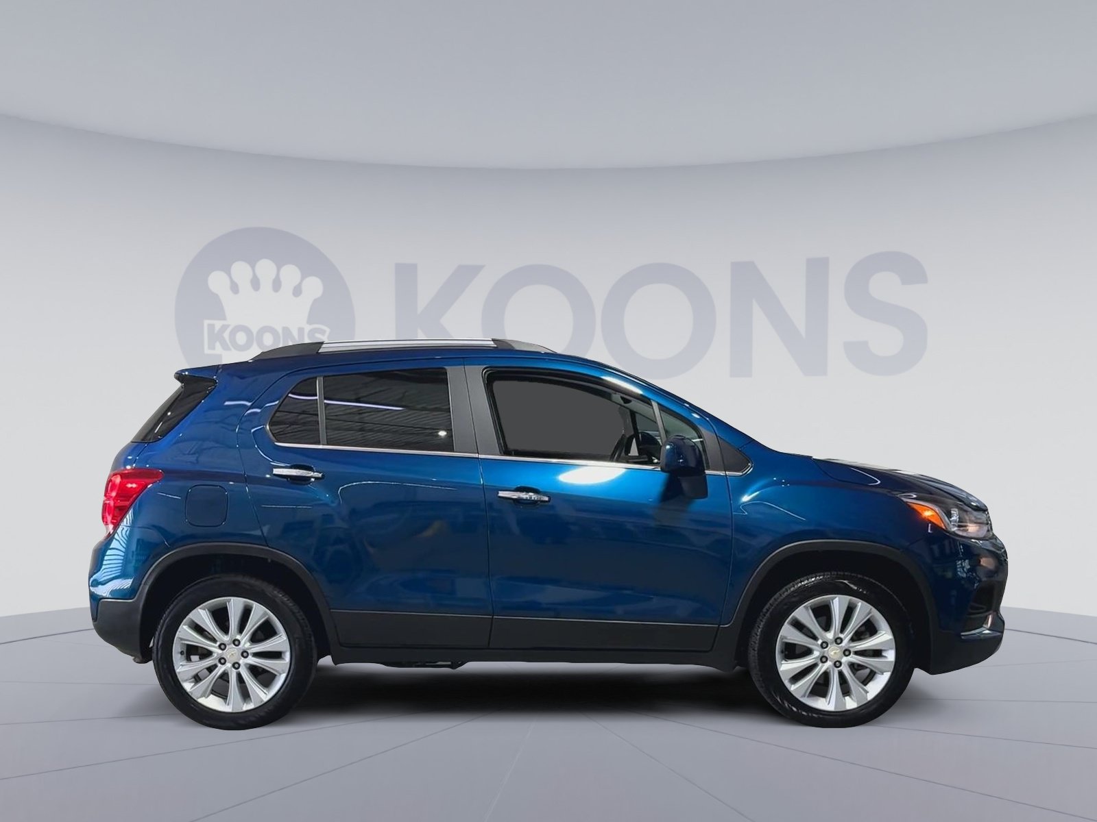 Used 2020 Chevrolet Trax Premier AWD/4WD image 12