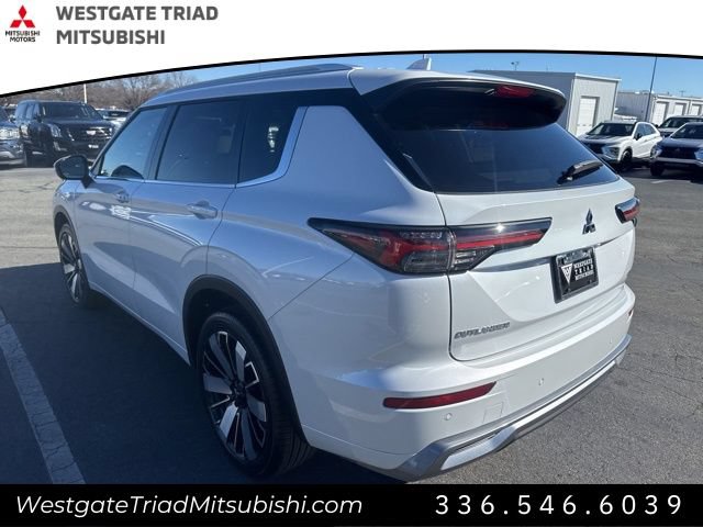 New 2026 Mitsubishi Outlander SEL FWD image 9