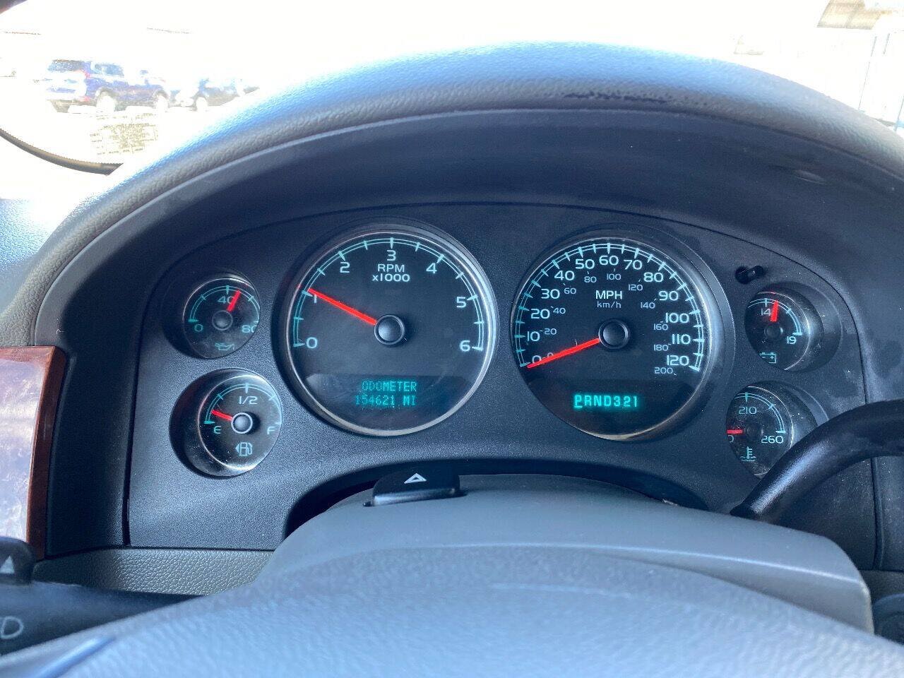 Used 2008 Chevrolet Avalanche LT w/ LT Preferred Equipment Group AWD/4WD image 19