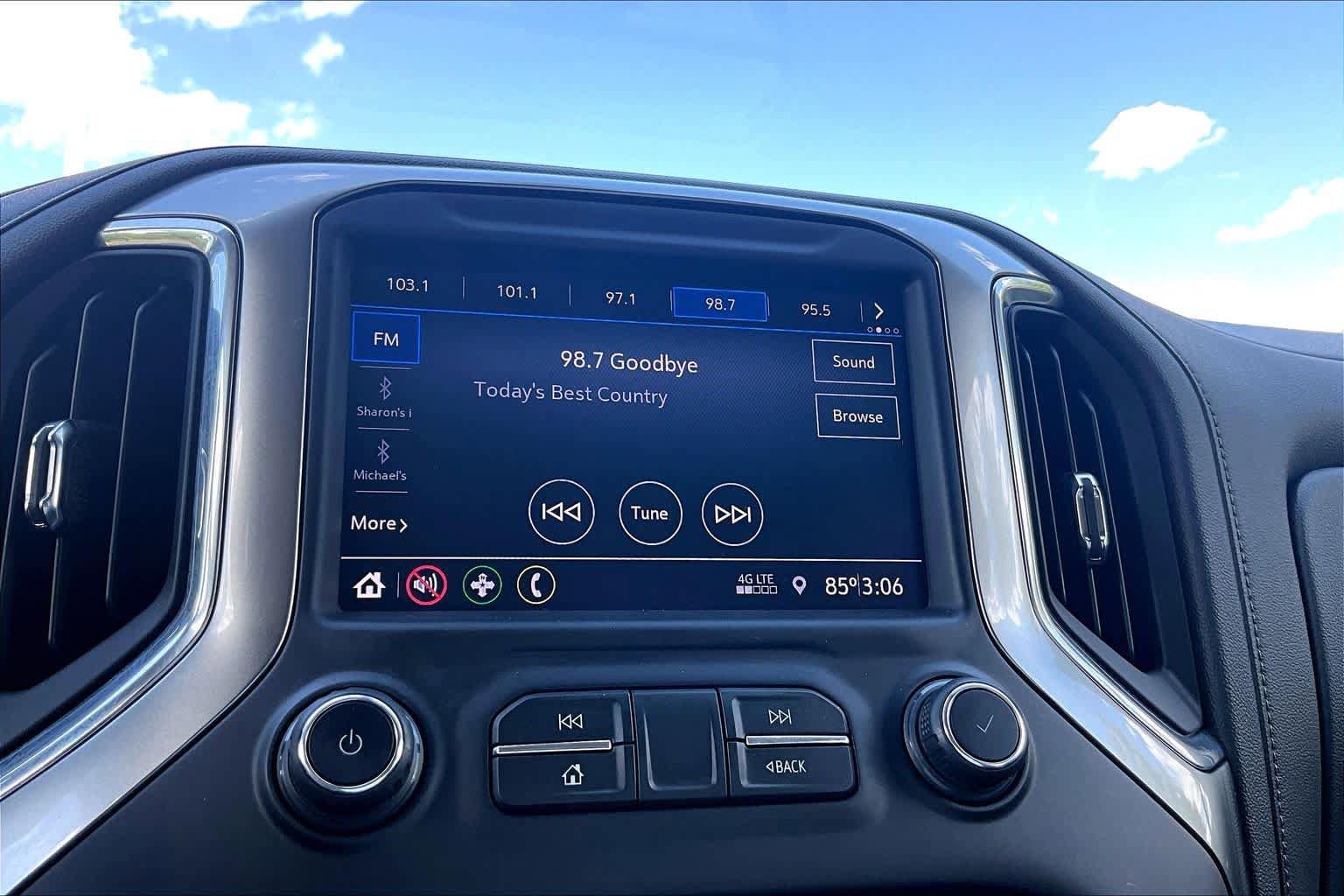 Used 2020 Chevrolet Silverado 1500 RST w/ All-Star Edition AWD/4WD image 33