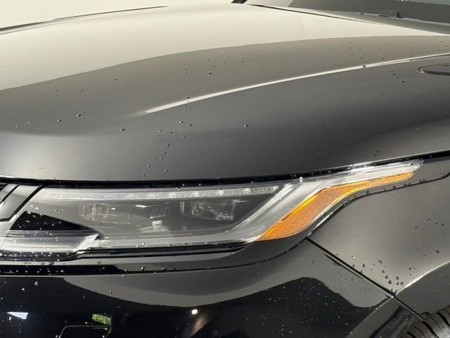 New 2026 Land Rover Range Rover Velar Dynamic SE image 10