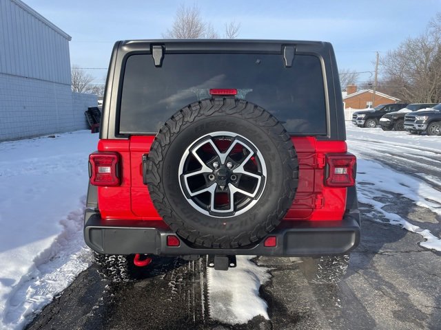 Used 2024 Jeep Wrangler Unlimited Rubicon w/ Dual Top Group image 11