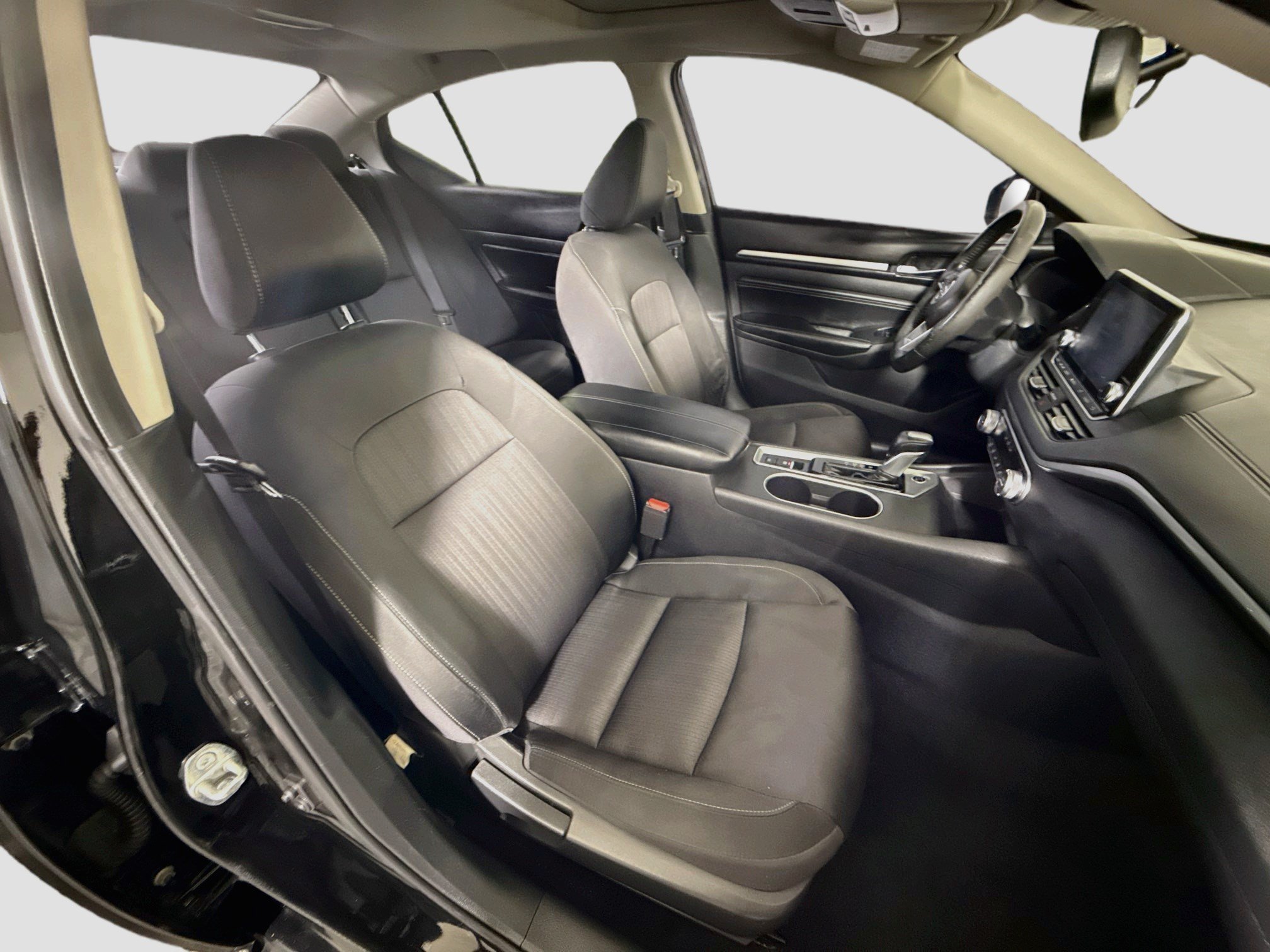 Used 2019 Nissan Altima 2.5 SV FWD image 29