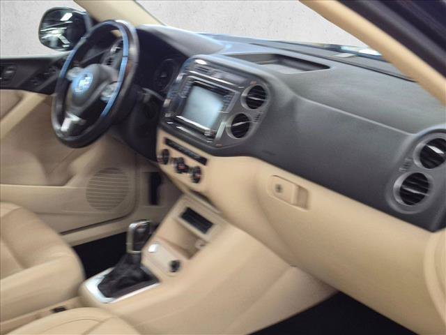 Used 2017 Volkswagen Tiguan Wolfsburg Edition AWD/4WD image 23