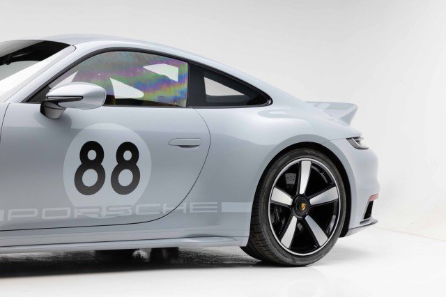 Used 2023 Porsche 911 Sport Classic image 33