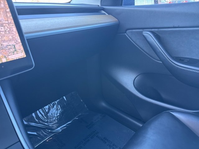 Used 2020 Tesla Model Y Long Range image 13