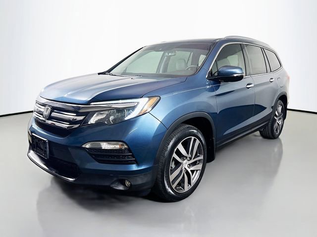 Used 2017 Honda Pilot Touring image 5