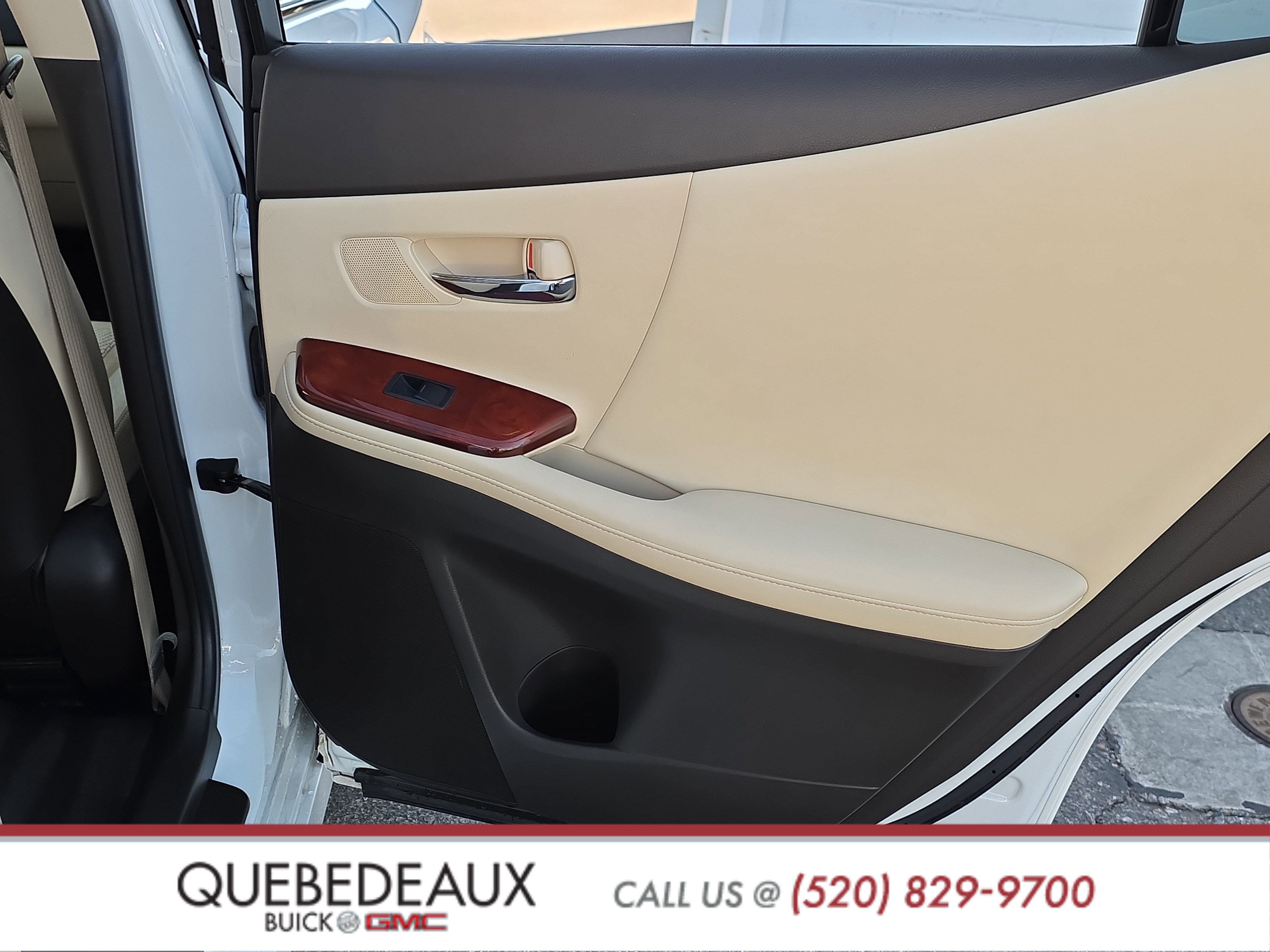 Used 2010 Lexus HS 250h Premium image 32