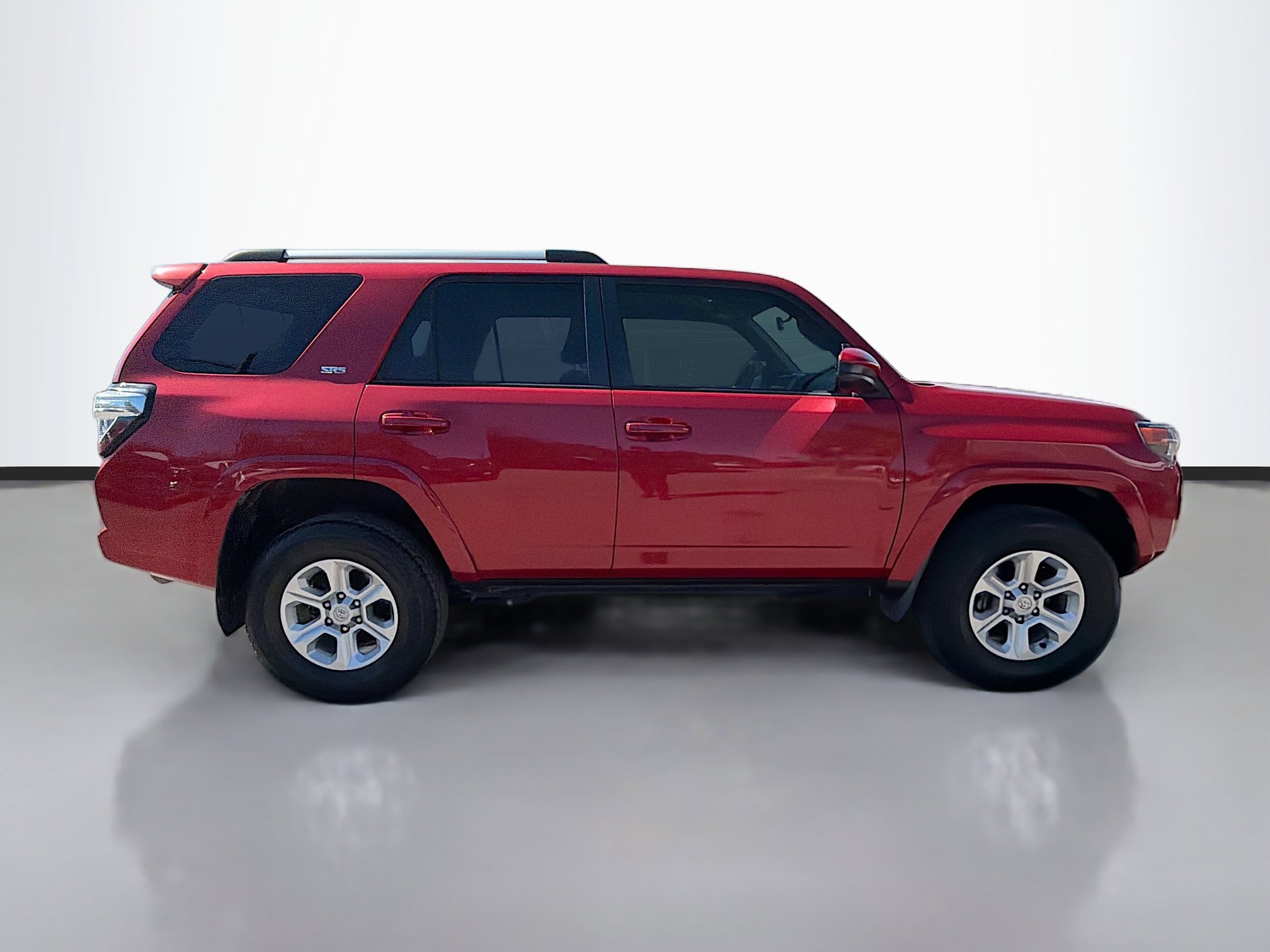 Used 2019 Toyota 4Runner SR5 image 2