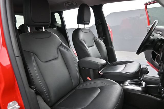 Used 2021 Jeep Renegade Limited AWD/4WD image 26