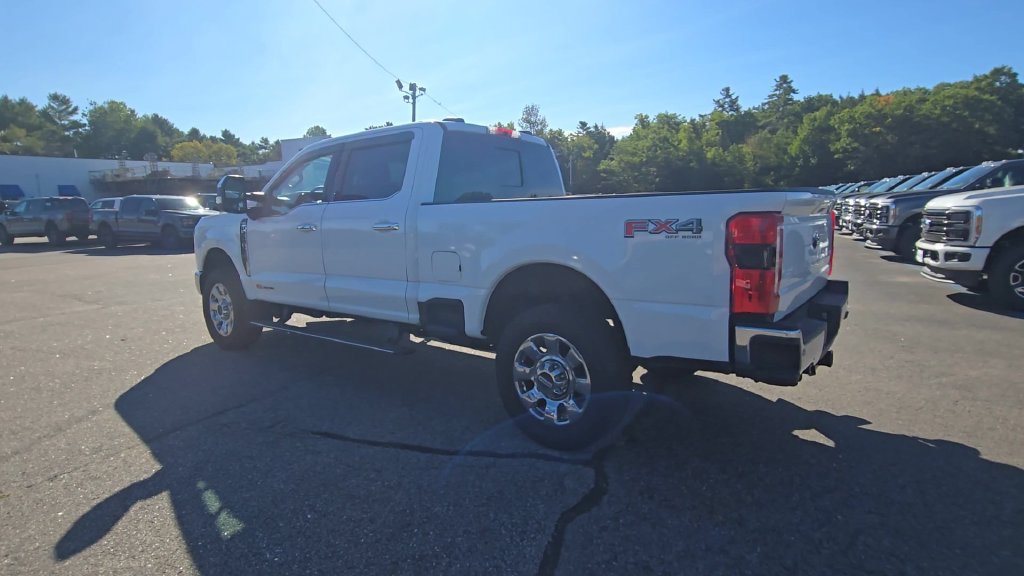 Used 2026 Ford F350 Lariat w/ Lariat Ultimate Package AWD/4WD image 18