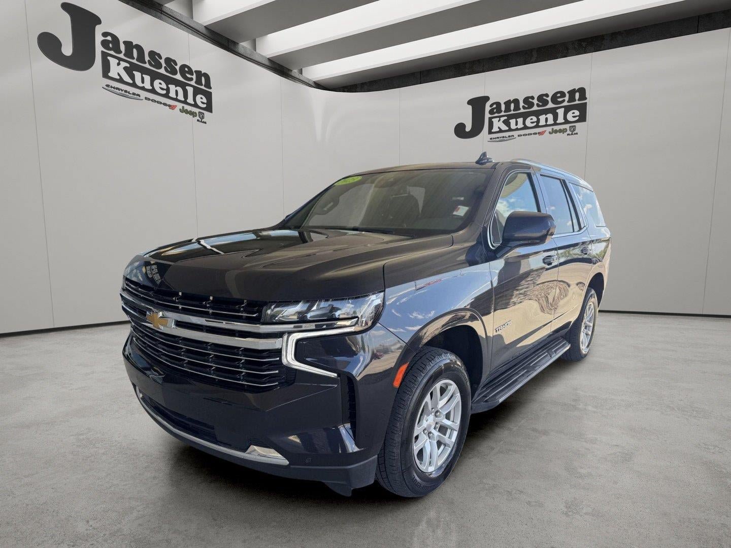 Used 2023 Chevrolet Tahoe LT AWD/4WD image 1