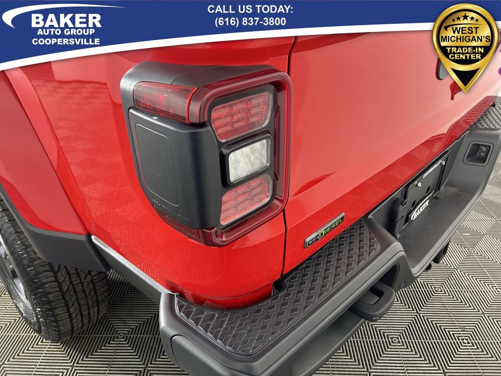 Used 2021 Jeep Gladiator Willys image 36