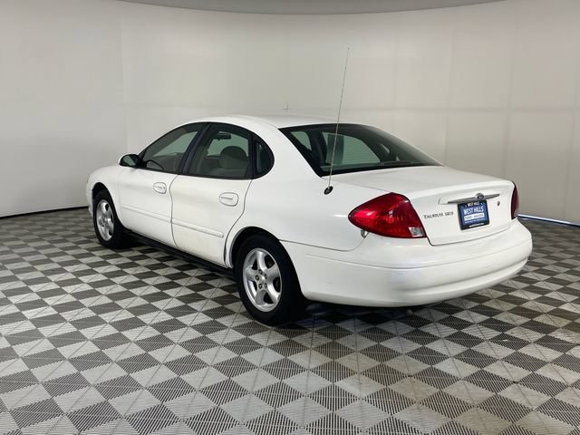 Used 2003 Ford Taurus SES FWD image 20