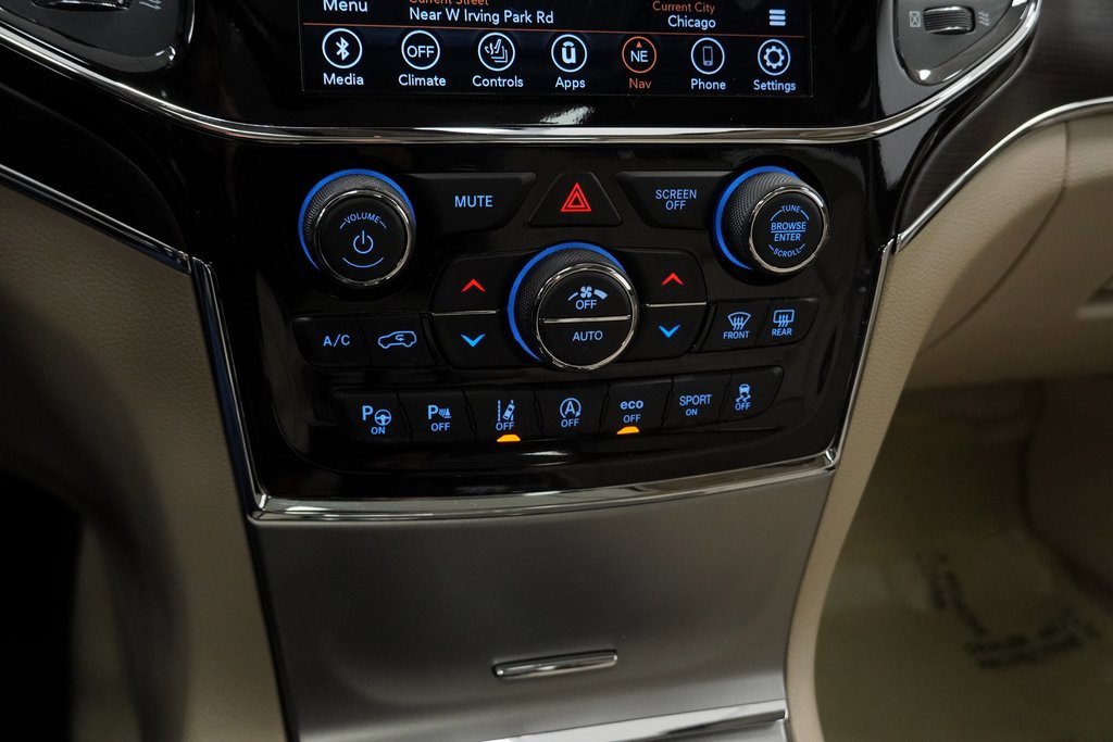 Certified 2021 Jeep Grand Cherokee Overland image 37