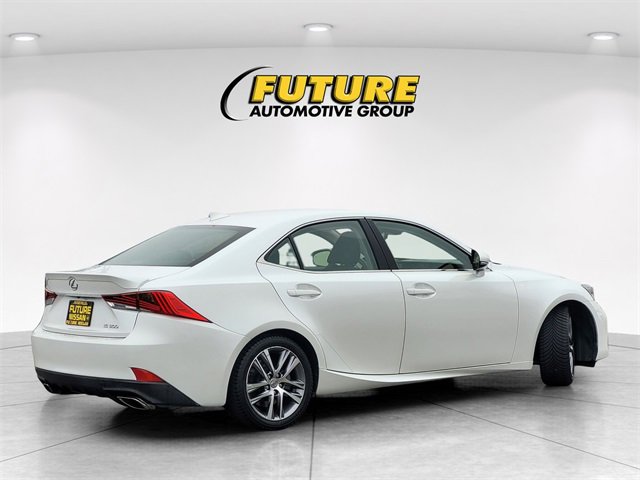 Used 2019 Lexus IS 300 image 4