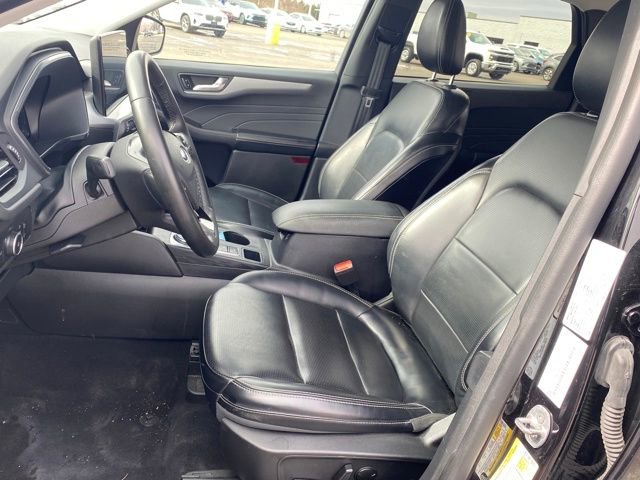 Used 2023 Ford Escape Platinum AWD/4WD image 14
