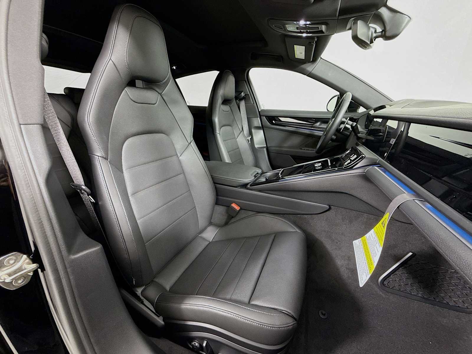 Used 2026 Porsche Panamera RWD image 29