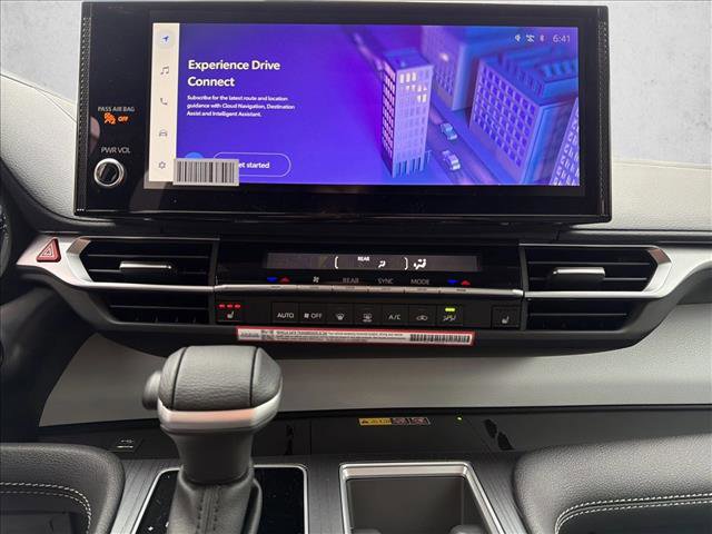 New 2026 Toyota Sienna XLE image 16