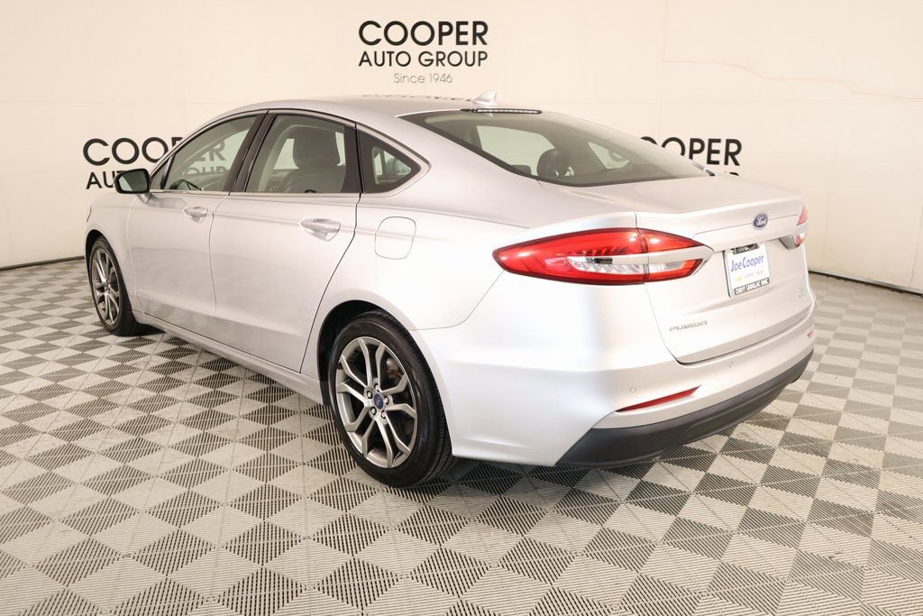 Used 2019 Ford Fusion SEL image 23