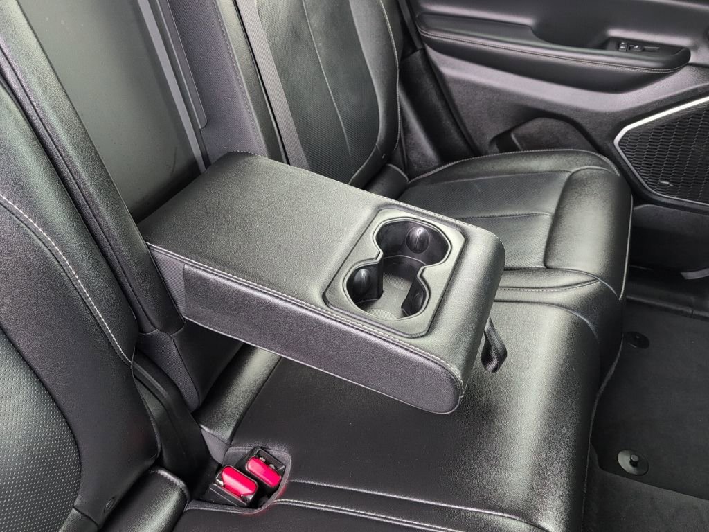 Used 2023 Jeep Grand Cherokee Limited w/ Luxury Tech Group II image 16