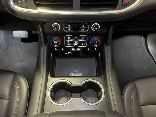 Used 2023 Chevrolet Tahoe Z71 w/ Luxury Package AWD/4WD image 19