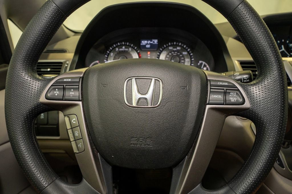 Used 2015 Honda Odyssey EX image 17