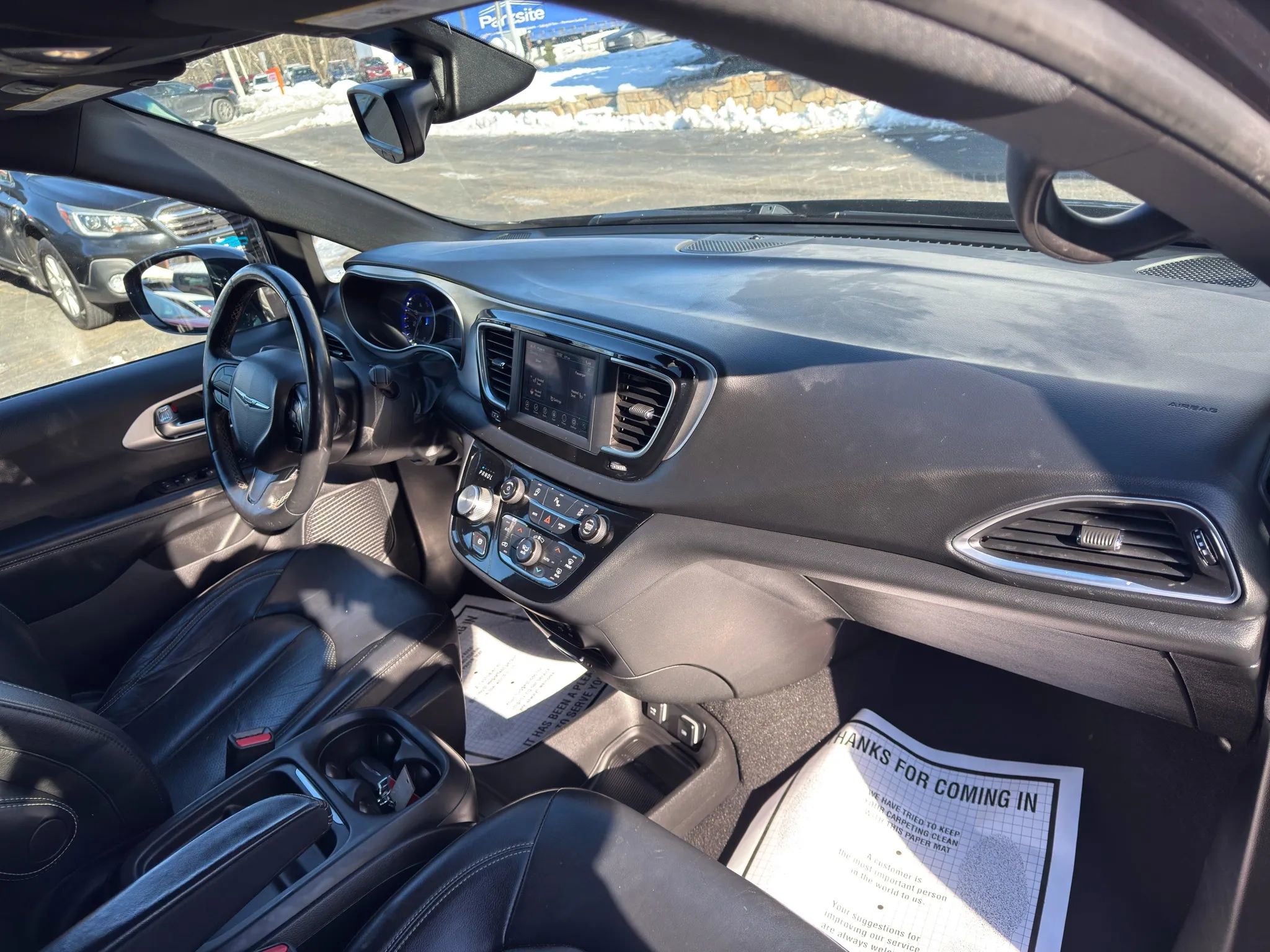 Used 2019 Chrysler Pacifica Touring-L w/ S Appearance Package image 24