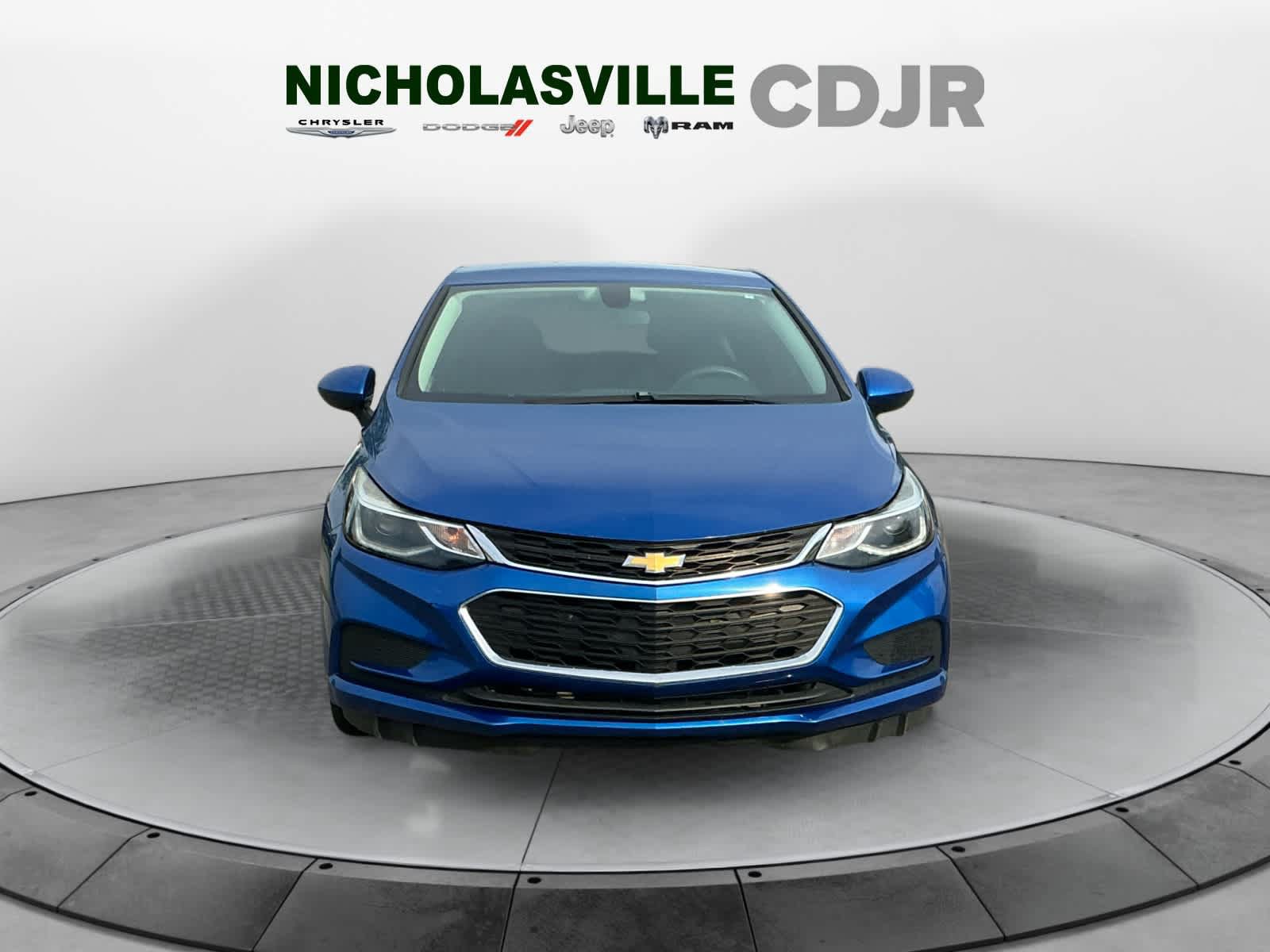 Used 2018 Chevrolet Cruze LT w/ Convenience Package FWD image 5