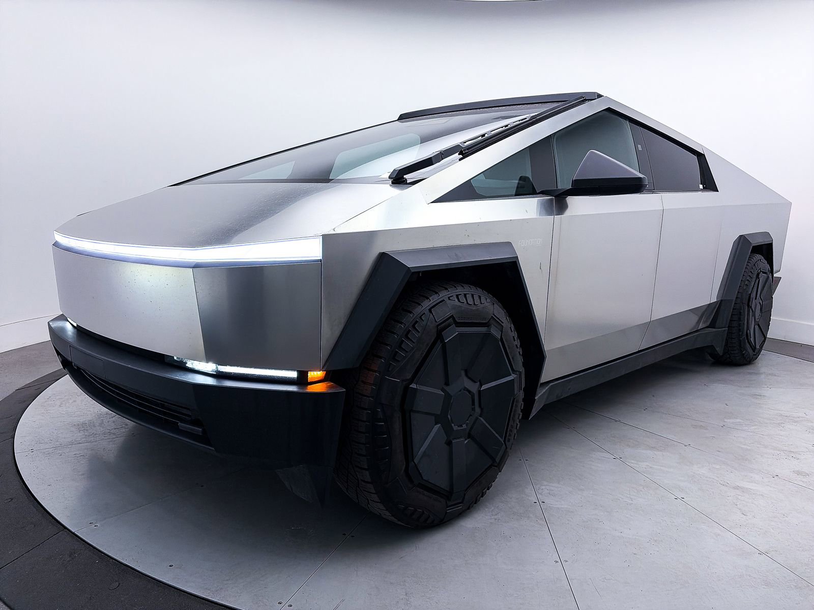 Used 2024 Tesla Cybertruck Cyberbeast image 12