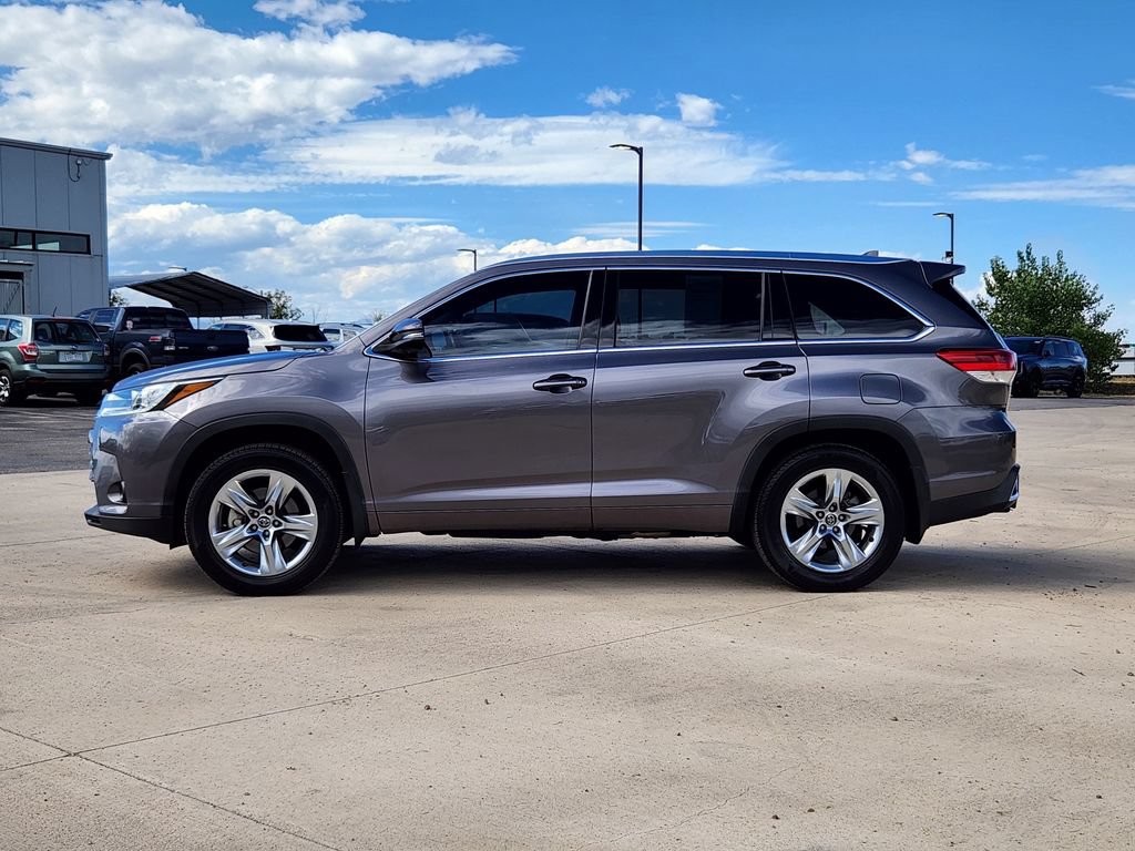 Used 2018 Toyota Highlander Limited AWD/4WD image 8