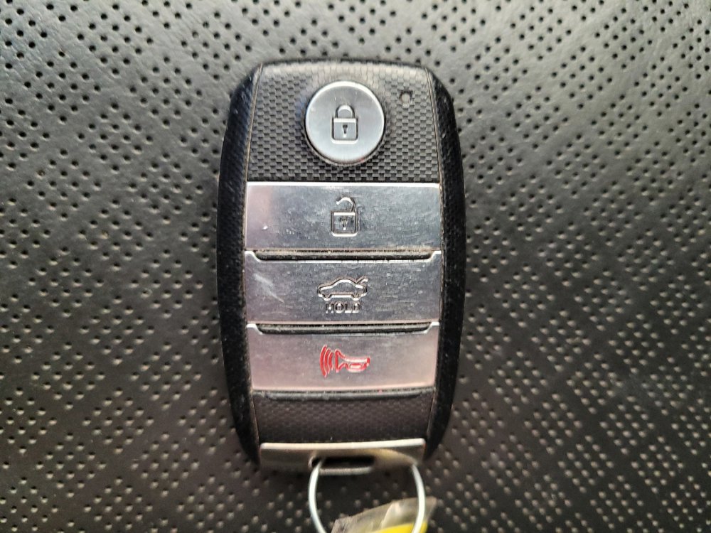 Used 2020 Kia Optima SE image 32