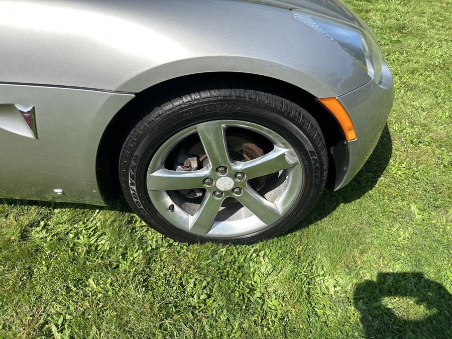 Used 2007 Pontiac Solstice Convertible w/ Premium Package image 34
