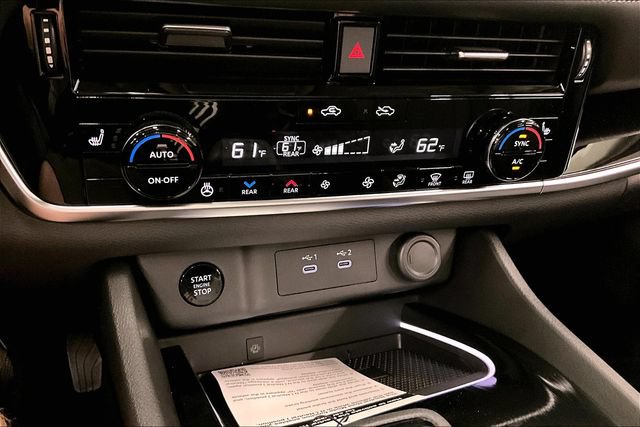 New 2025 Nissan Rogue SL w/ Tech Package AWD/4WD image 25