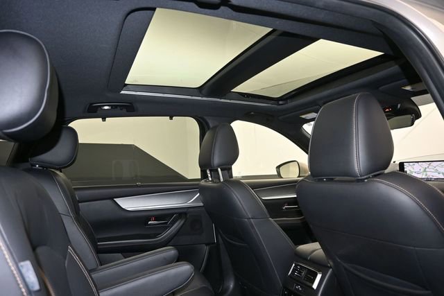 Certified 2024 MAZDA CX-90 3.3 Turbo w/ Premium Plus Pkg AWD/4WD image 16