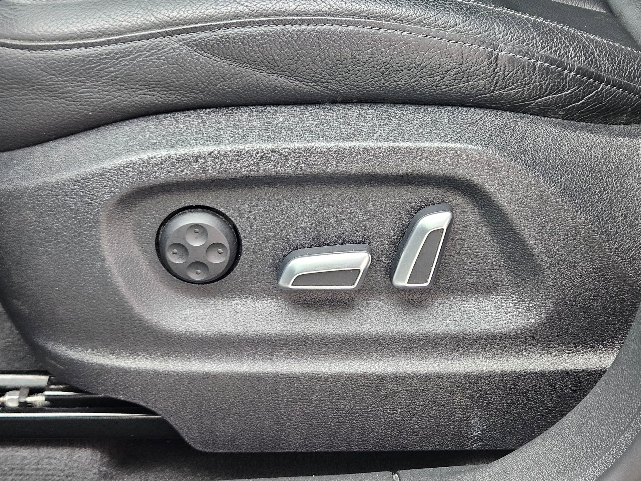 Used 2017 Audi Q5 3.0T Premium Plus w/ Technology Package image 21