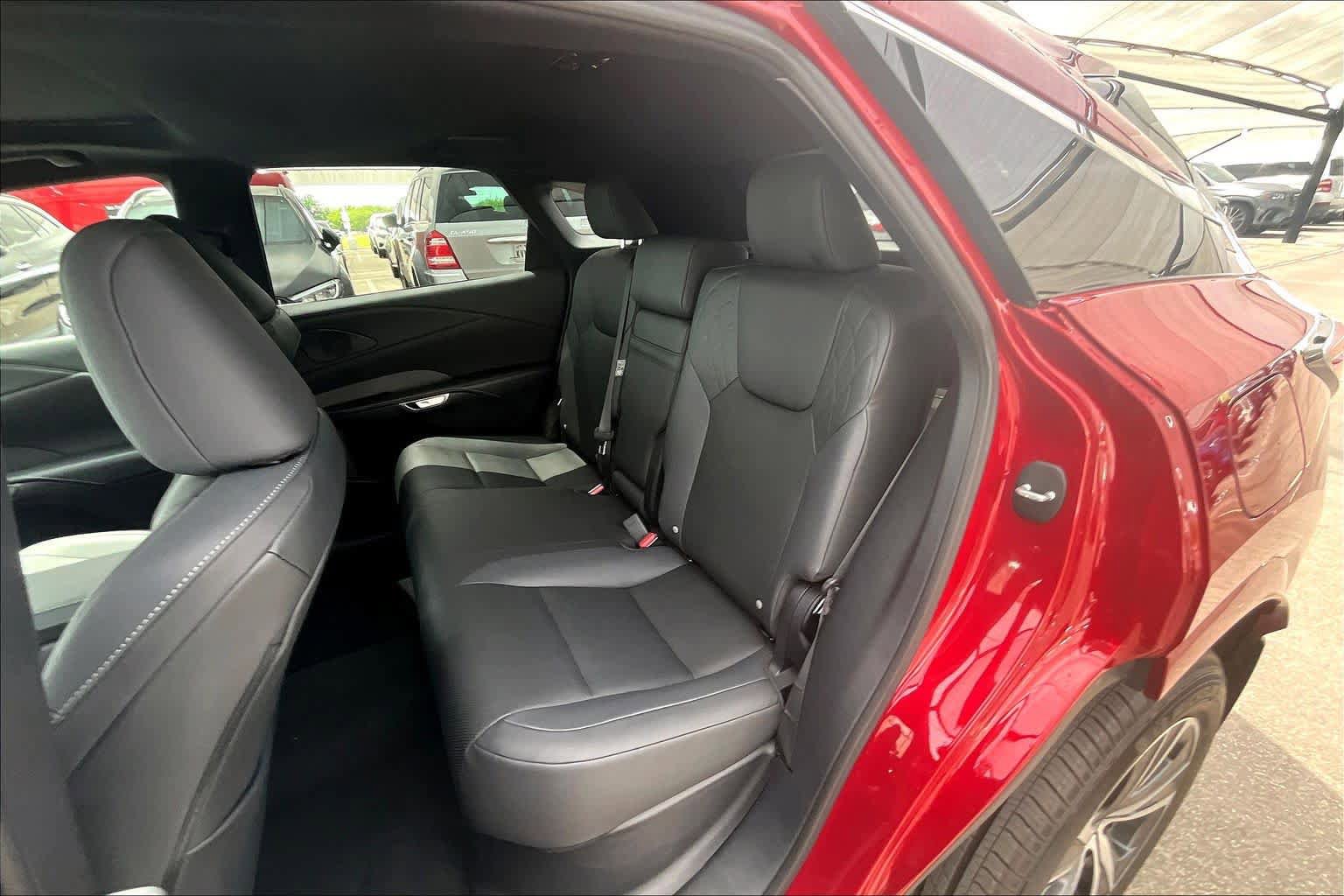 Used 2024 Lexus RX 350 Premium w/ Accessory Package AWD/4WD image 21