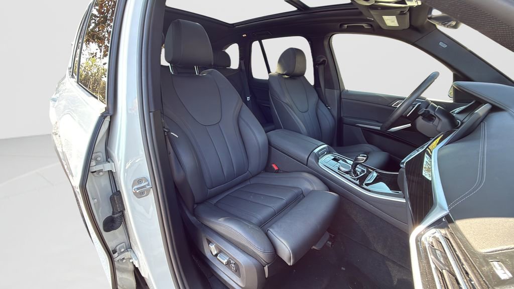 Used 2021 BMW X5 sDrive40i w/ Convenience Package image 26