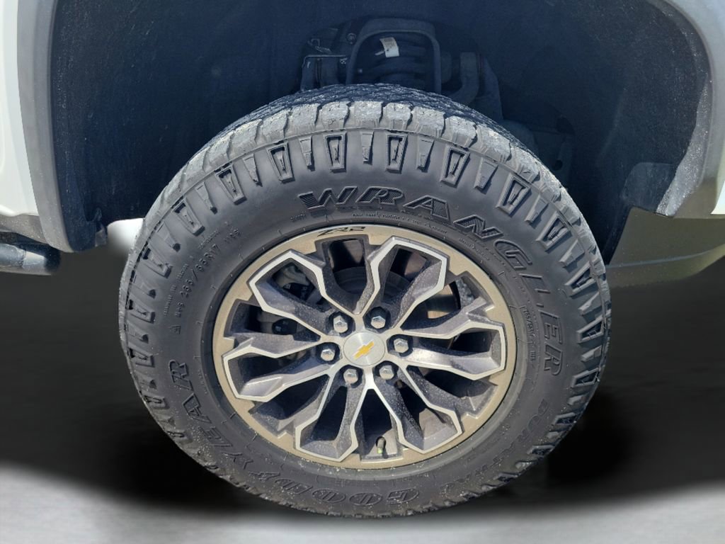 Used 2021 Chevrolet Colorado ZR2 image 4