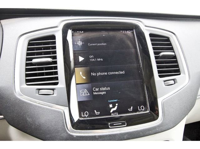 Used 2020 Volvo XC90 T5 Momentum FWD image 23