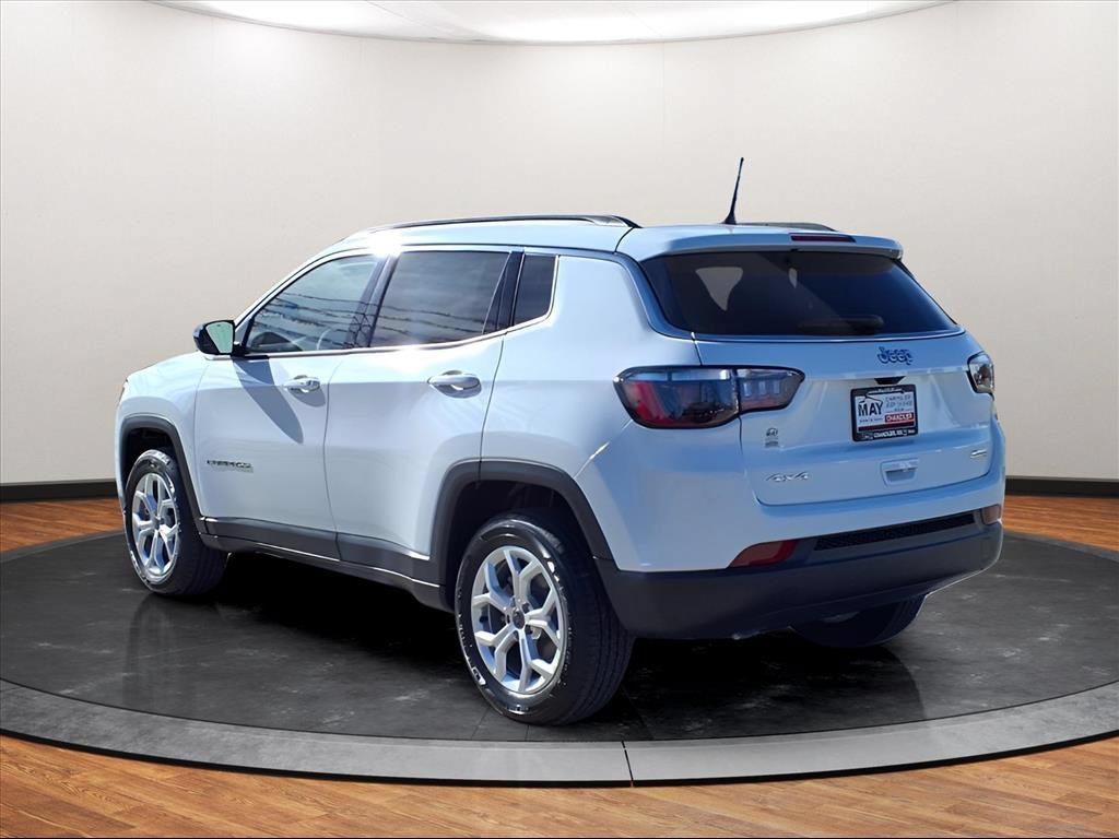 New 2026 Jeep Compass Latitude AWD/4WD image 13