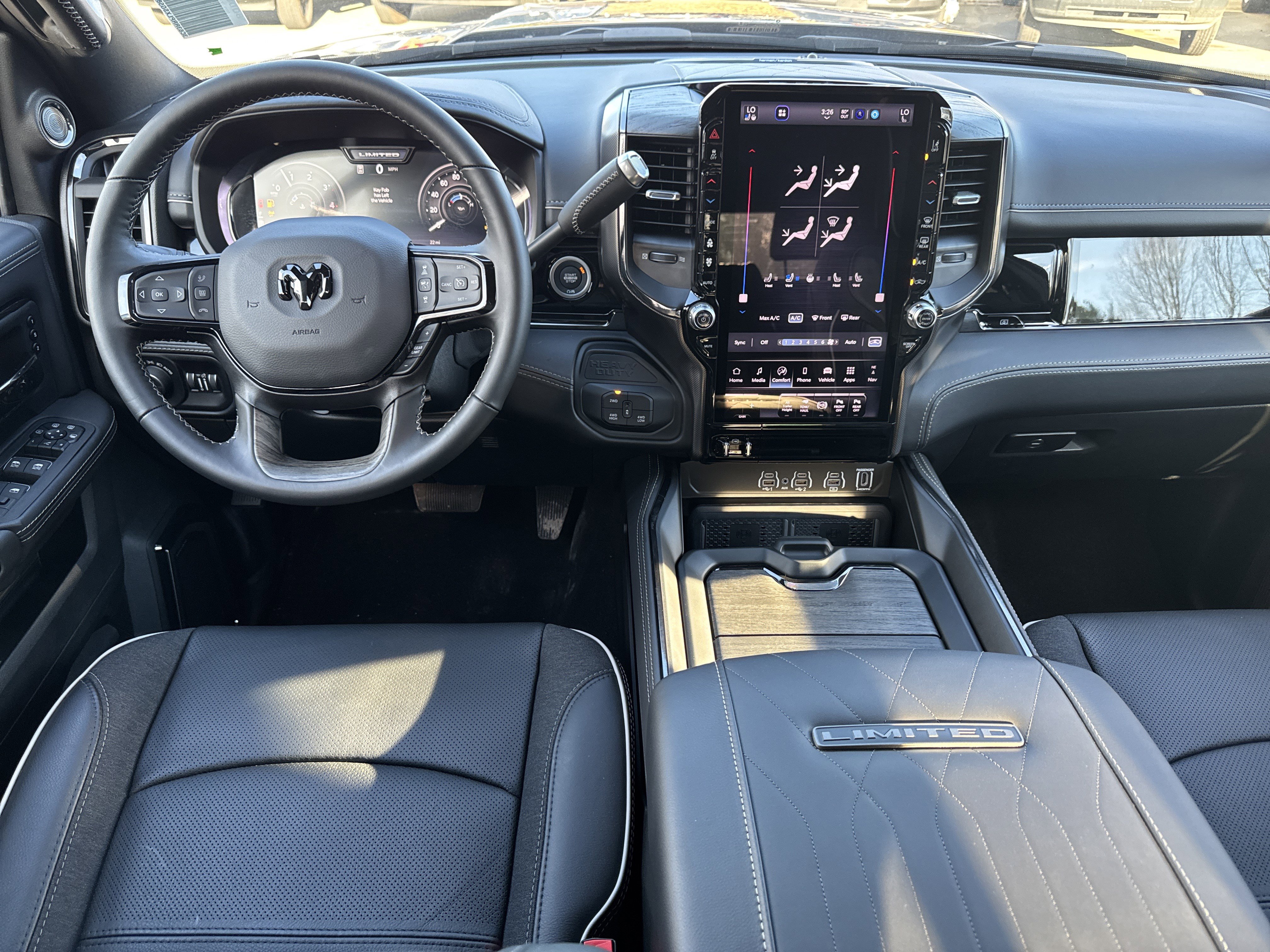 New 2025 RAM 3500 Limited AWD/4WD image 5