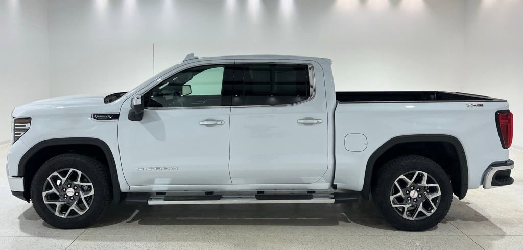 Used 2026 GMC Sierra 1500 SLT w/ SLT Premium Plus Package image 2